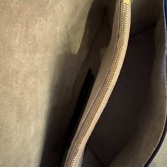 Victoria Beckham Chain Bag with Strap In Black Leather (Retail $1590) - Picture 11 of 12